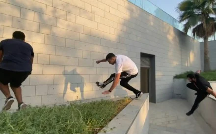 afp-tv_20200817_lif_qat_lifestyleparkour_1wg5z5_en